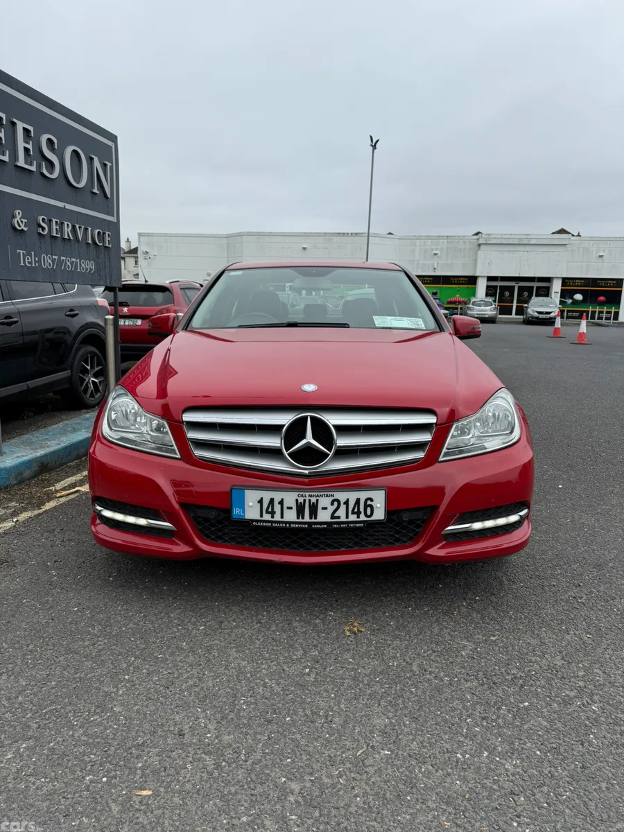 Mercedes-Benz C-Class Saloon, Diesel, 2014, Red