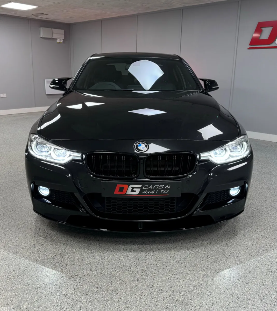 BMW 3-Series Saloon, Diesel, 2019, Black