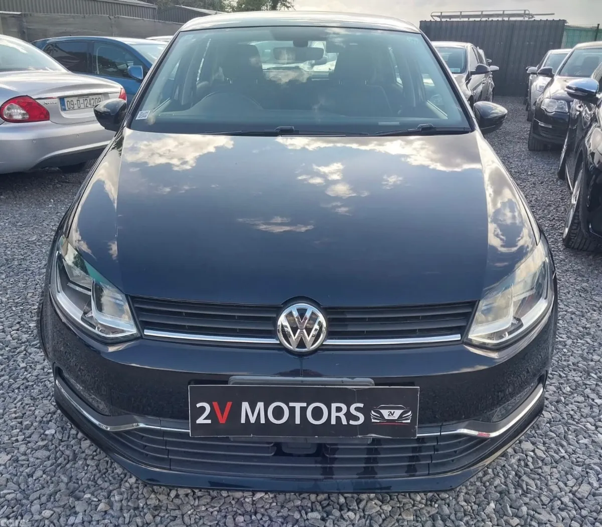 Volkswagen Polo Hatchback, Petrol, 2015, Black