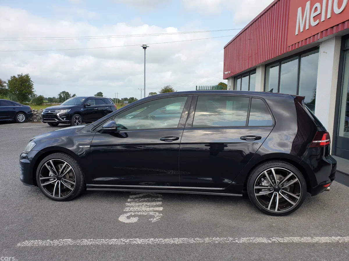 Volkswagen Golf Hatchback, Diesel, 2017, Black