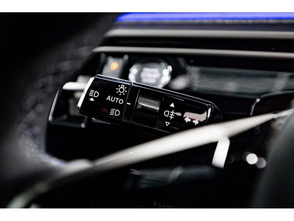 Peugeot 3008 SUV, Petrol Hybrid, 2026, Blue