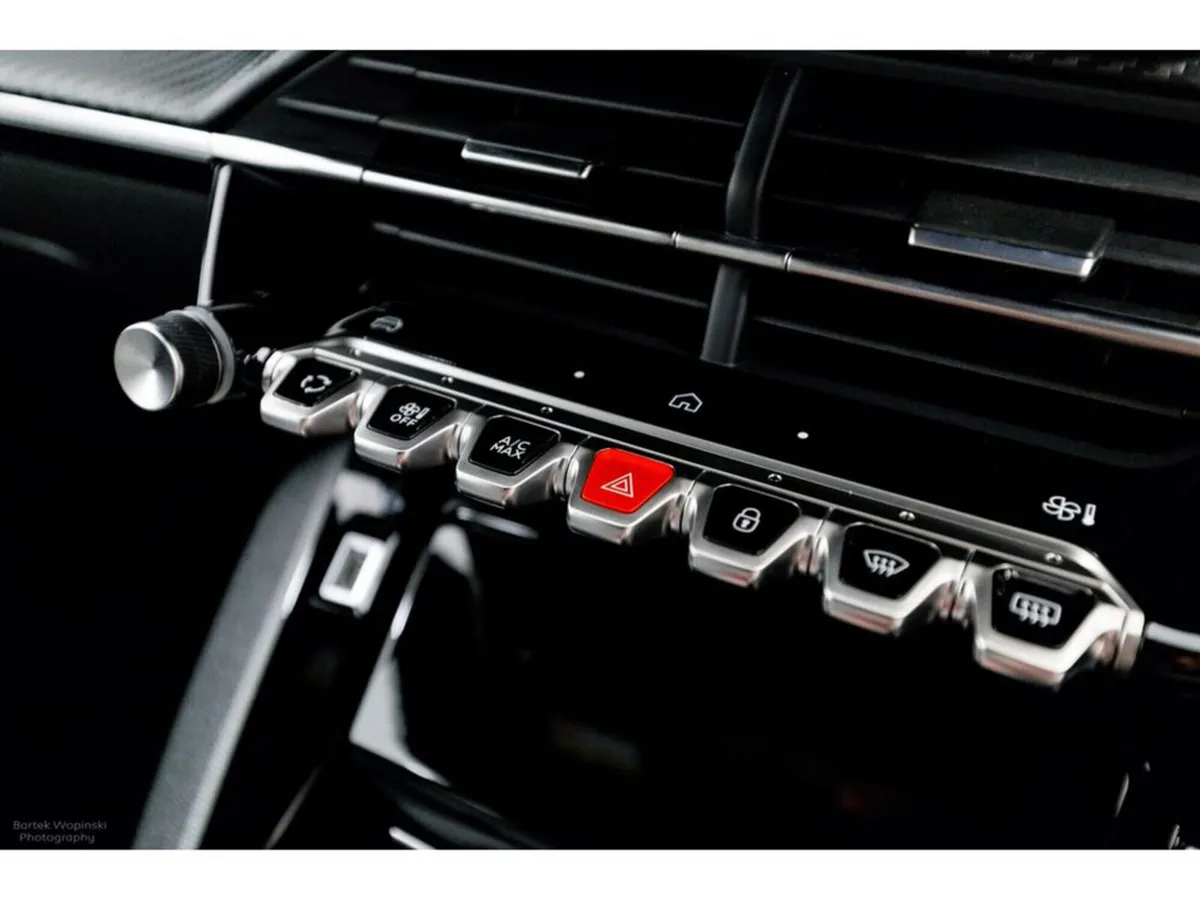 Peugeot 2008 SUV, Petrol Hybrid, 2026, Grey