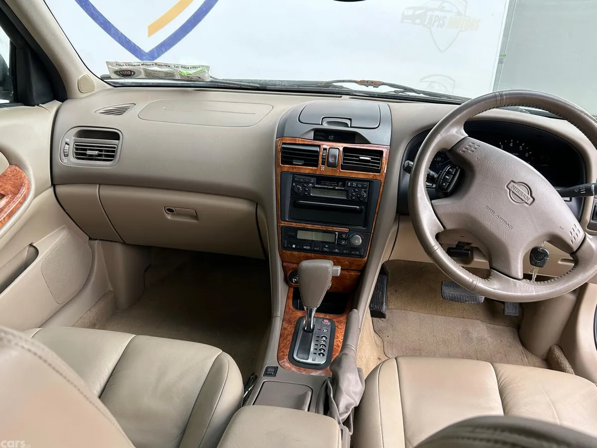 Nissan Maxima Saloon, Petrol, 2004, Silver
