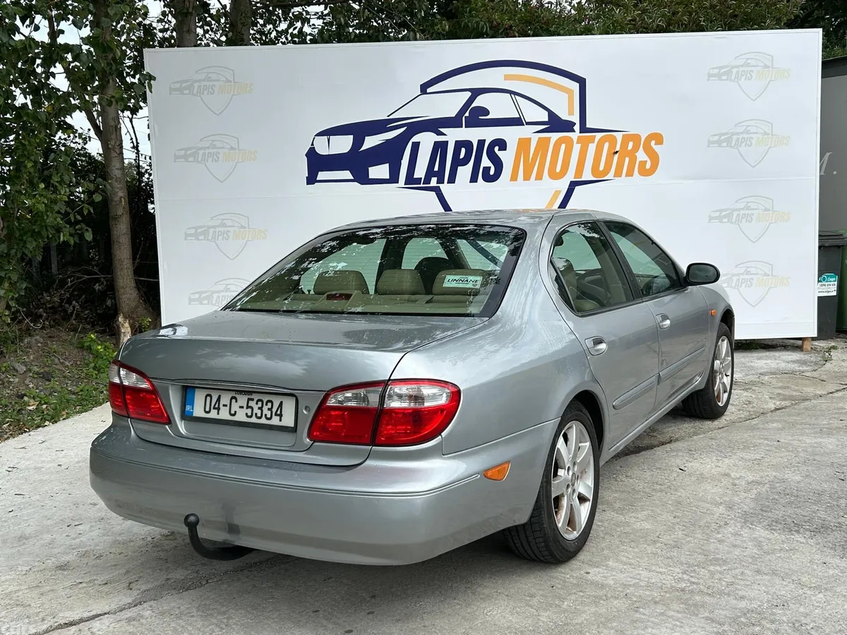 Nissan Maxima Saloon, Petrol, 2004, Silver