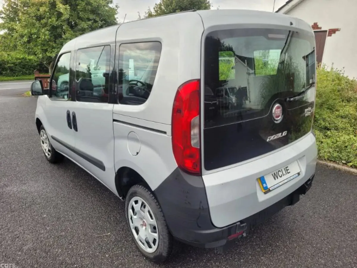 Fiat Doblo MPV, Petrol, 2017, Silver