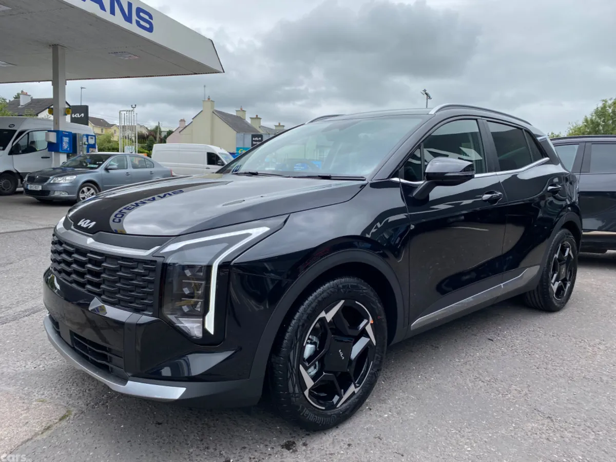Kia Sportage SUV, Diesel Hybrid, 2025, Black