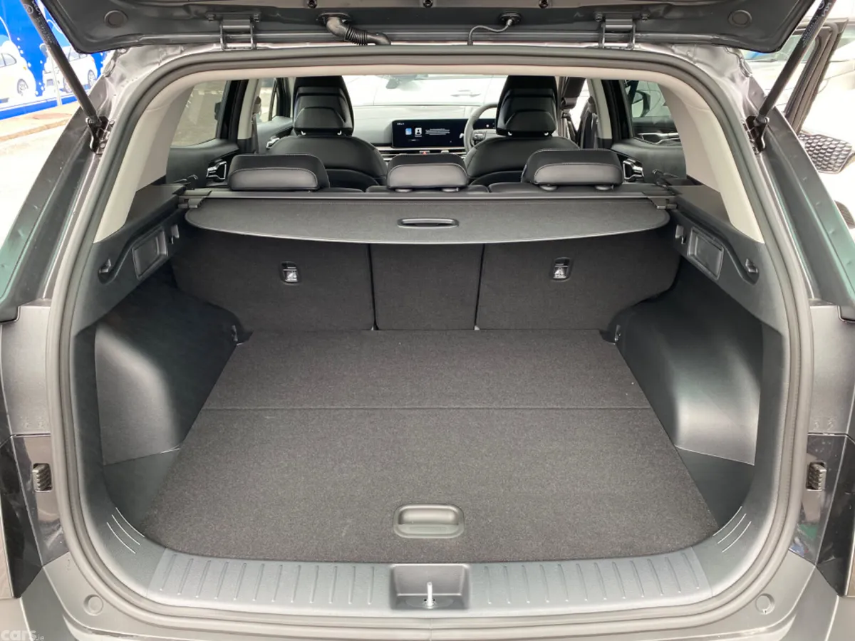 Kia Sportage SUV, Diesel Hybrid, 2025, Black