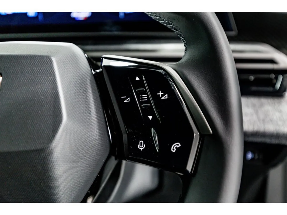 Peugeot 3008 SUV, Electric, 2026, Blue