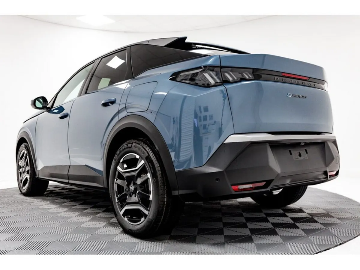 Peugeot 3008 SUV, Electric, 2026, Blue