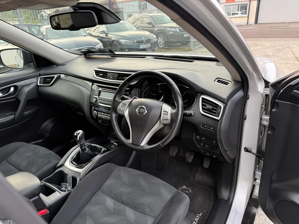 Nissan X-Trail SUV, Diesel, 2016, Silver