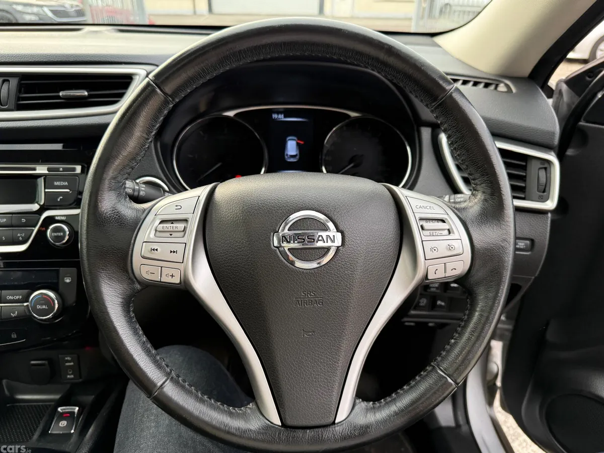 Nissan X-Trail SUV, Diesel, 2016, Silver