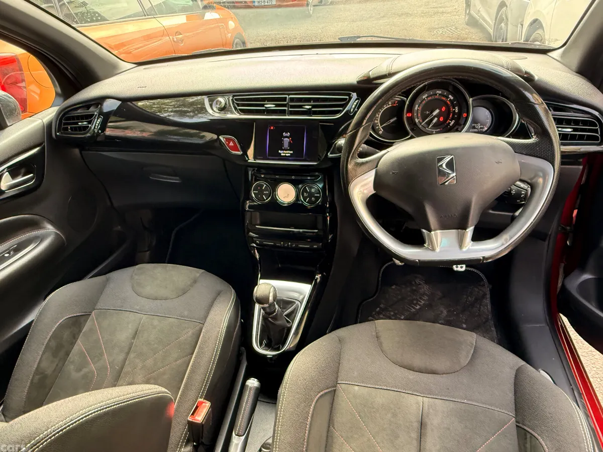 DS Automobiles DS 3 Hatchback, Petrol, 2017, Red