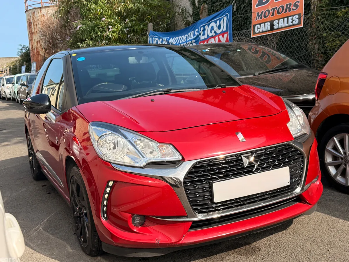 DS Automobiles DS 3 Hatchback, Petrol, 2017, Red