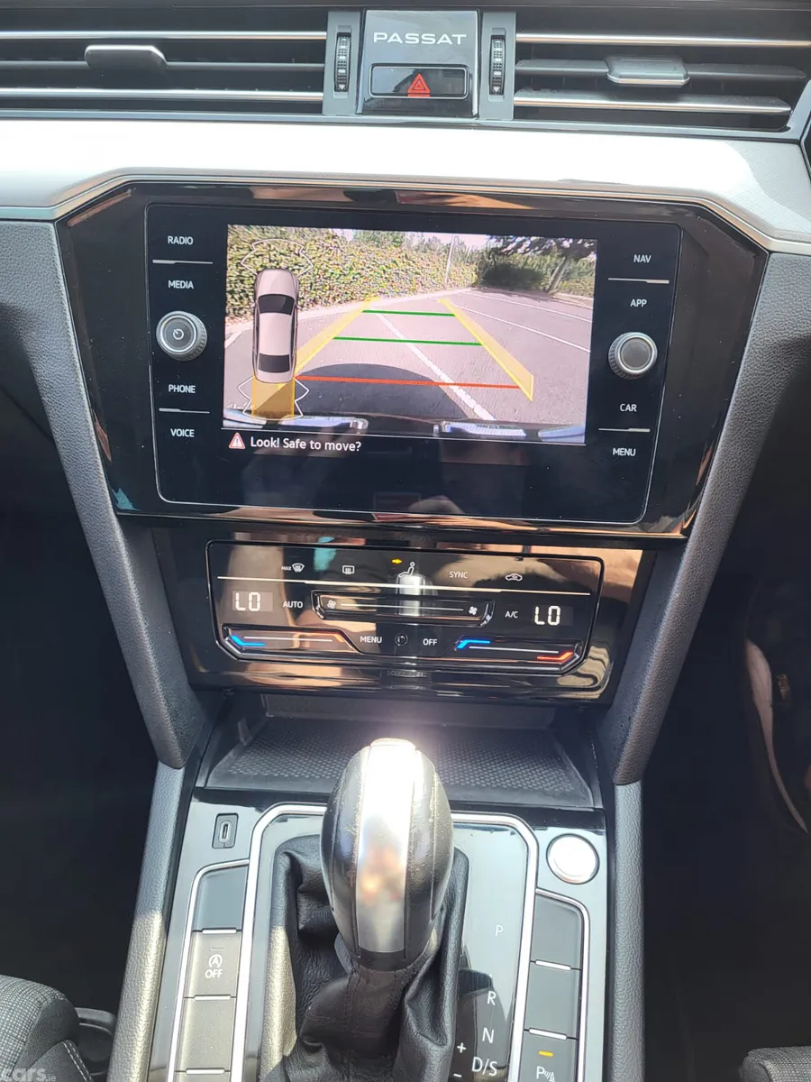 Volkswagen Passat Saloon, Diesel, 2021, Grey