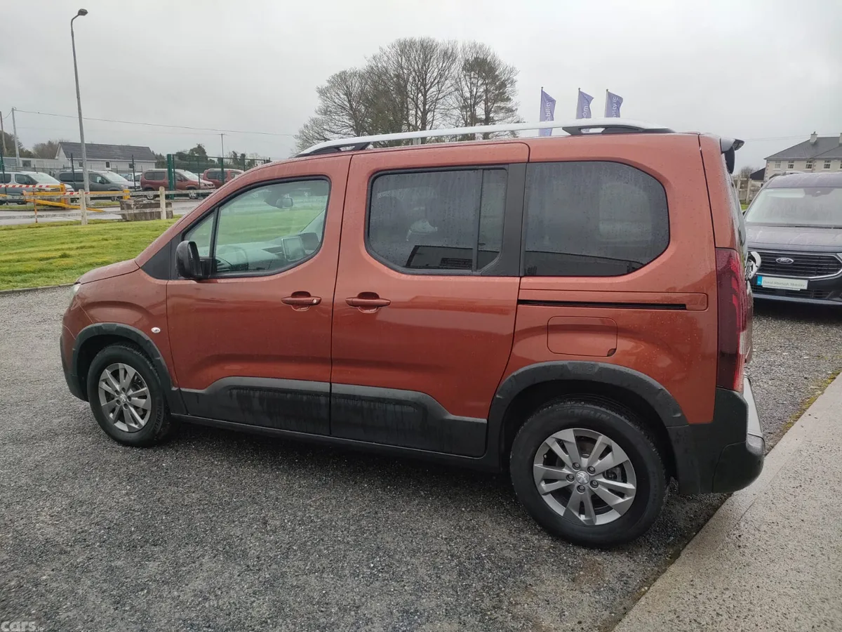Peugeot Rifter MPV, Diesel, 2022, Bronze