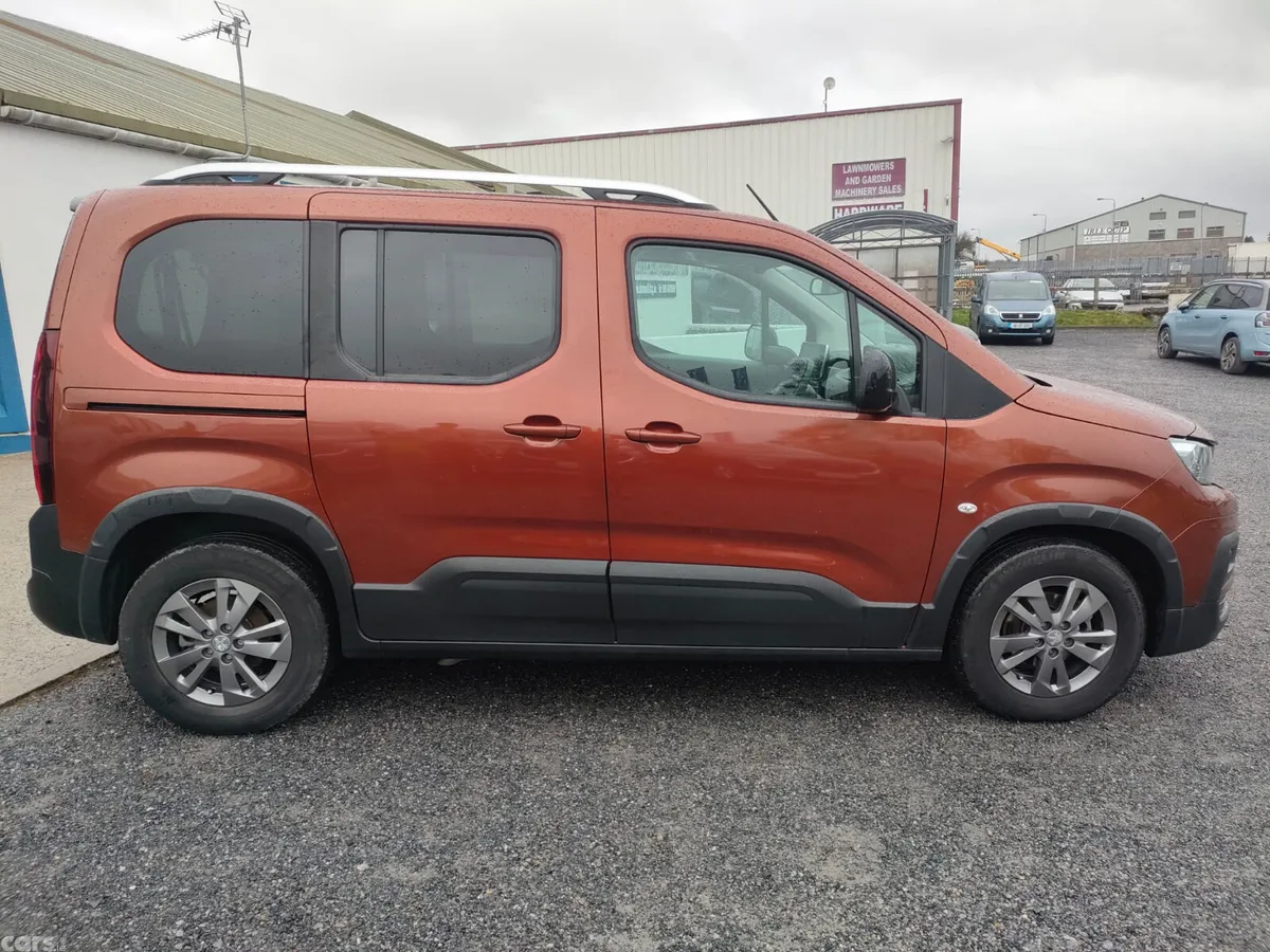 Peugeot Rifter MPV, Diesel, 2022, Bronze
