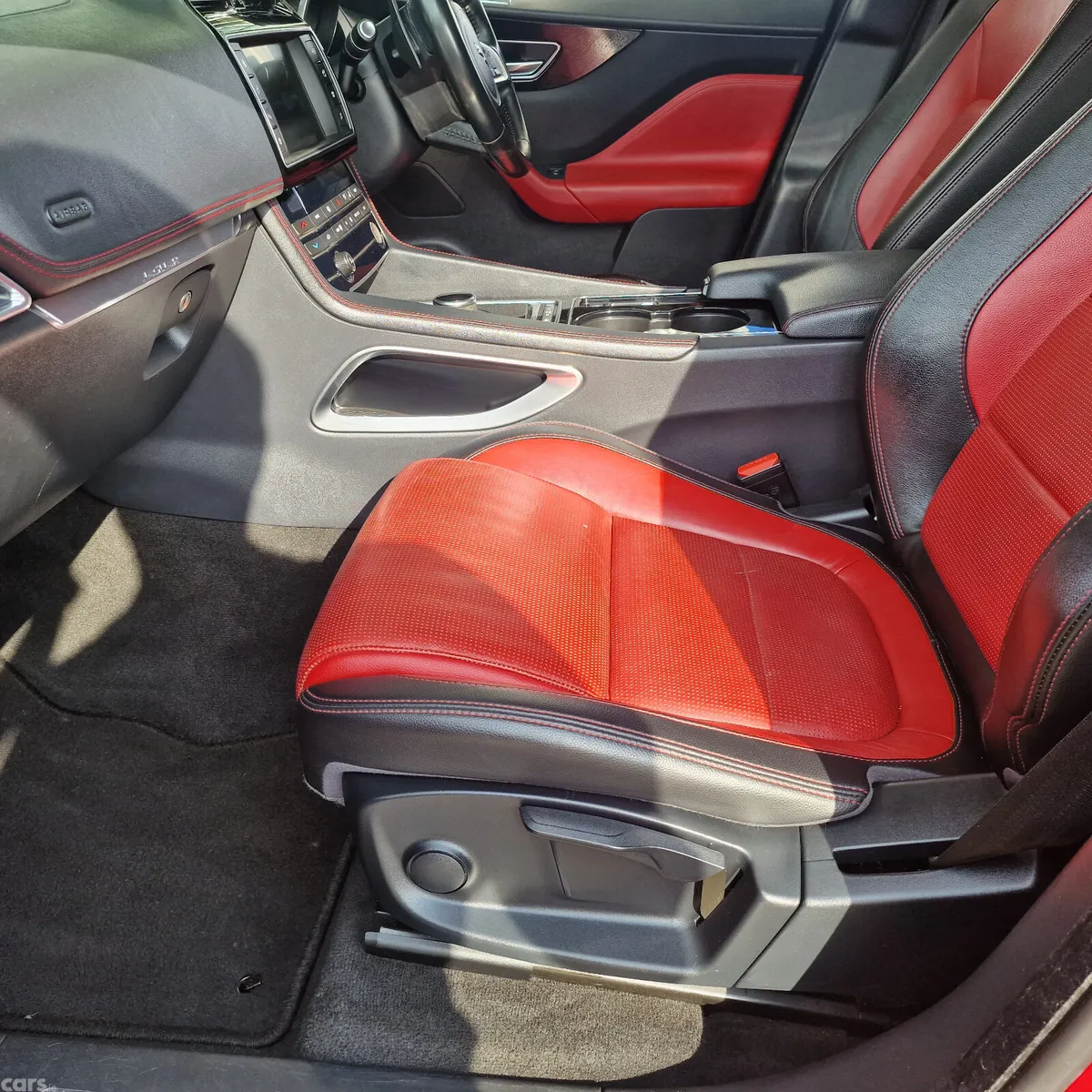 Jaguar F-Pace SUV, Diesel, 2016, Red