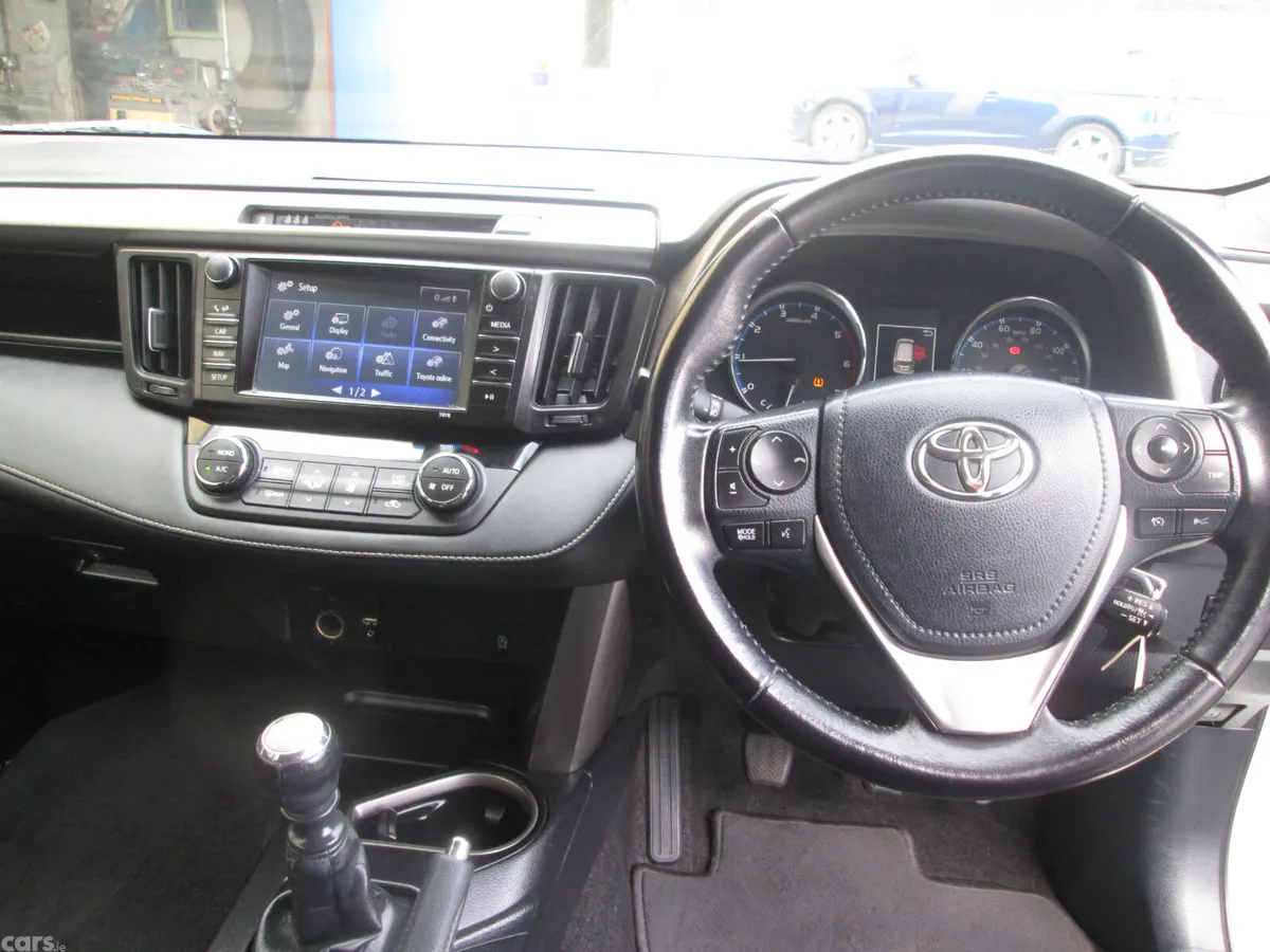 Toyota RAV4 SUV, Diesel, 2017, White