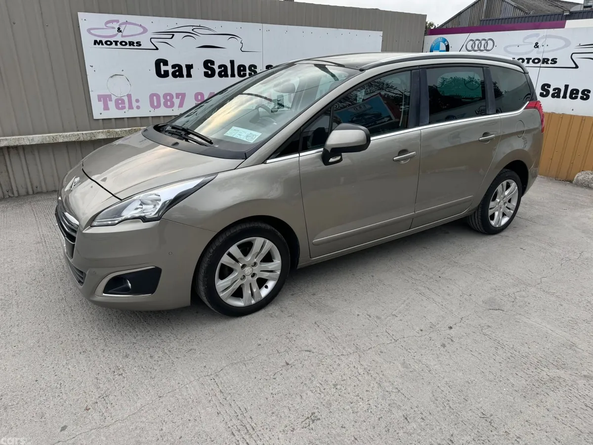 Peugeot 5008 MPV, Diesel, 2015, Grey