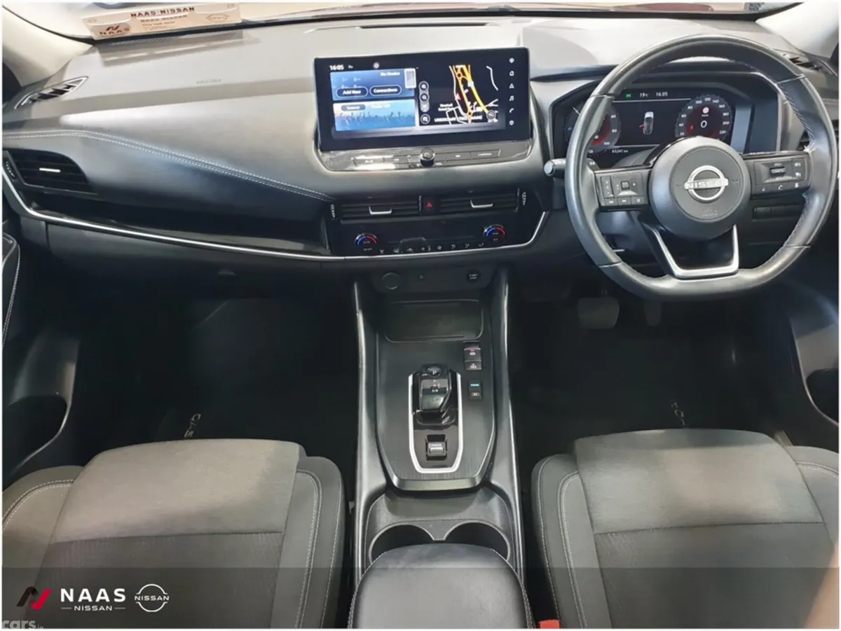Nissan Qashqai MPV, Petrol, 2023, Red