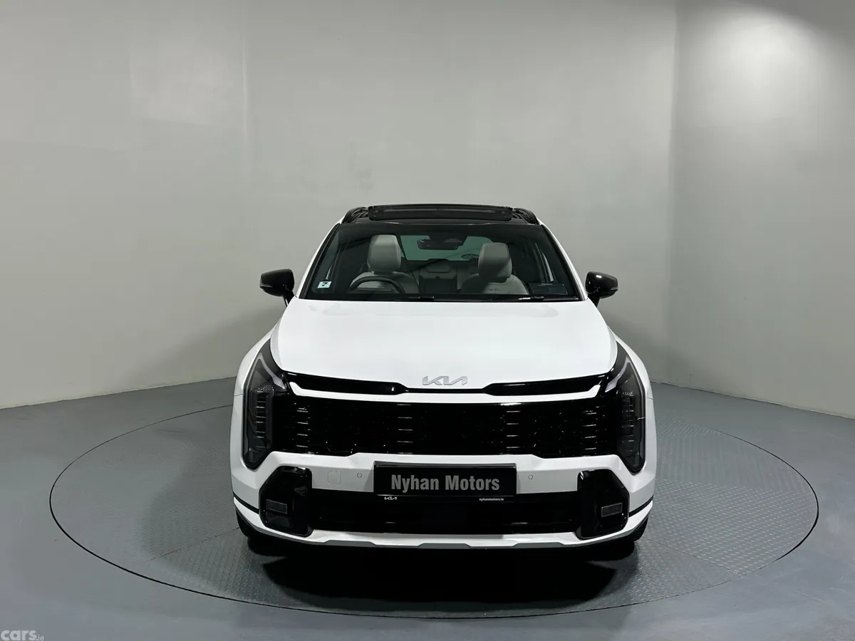 Kia Sportage SUV, Diesel Hybrid, 2026, White