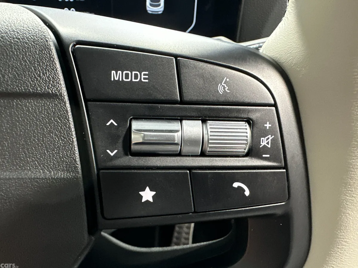 Kia Sportage SUV, Diesel Hybrid, 2026, White