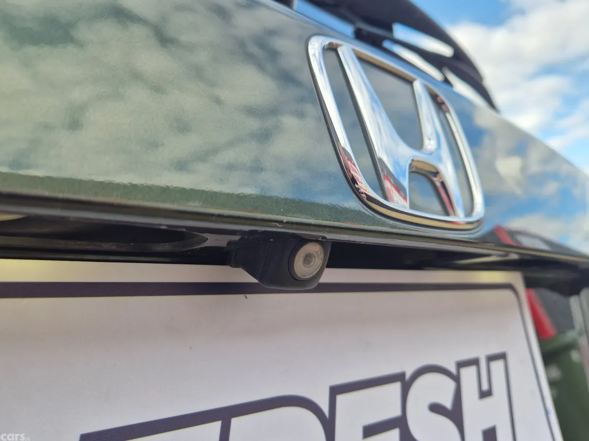 Honda Vezel SUV, Petrol Hybrid, 2014, Green