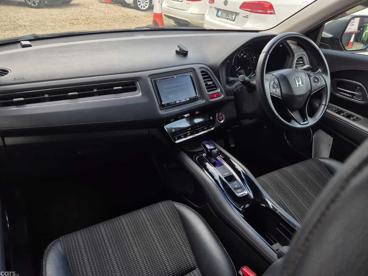 Honda Vezel SUV, Petrol Hybrid, 2014, Green