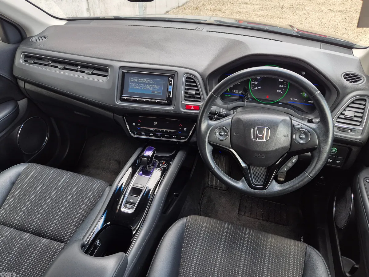 Honda Vezel SUV, Petrol Hybrid, 2014, Grey