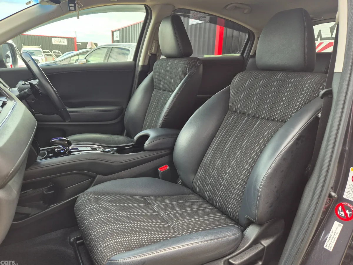 Honda Vezel SUV, Petrol Hybrid, 2014, Grey