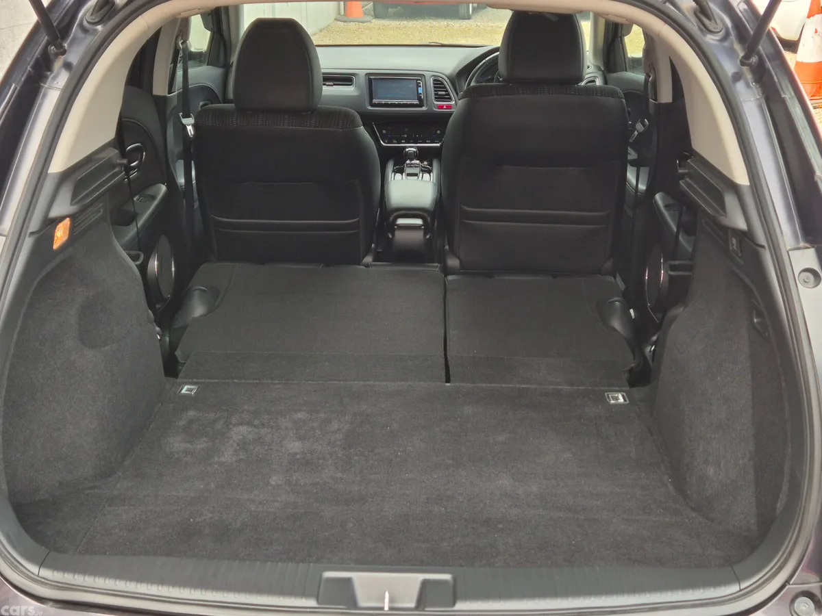 Honda Vezel SUV, Petrol Hybrid, 2014, Grey