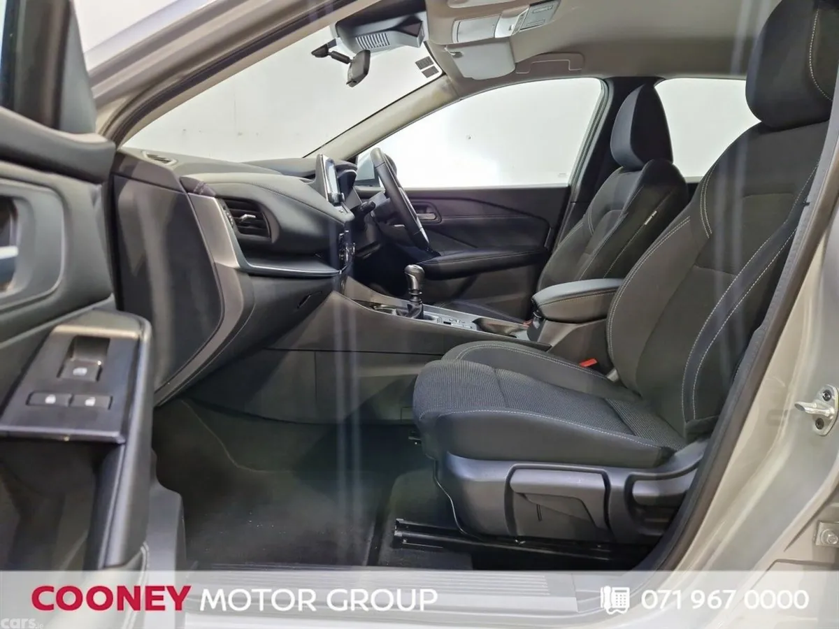 Nissan Qashqai MPV, Petrol, 2023, Grey