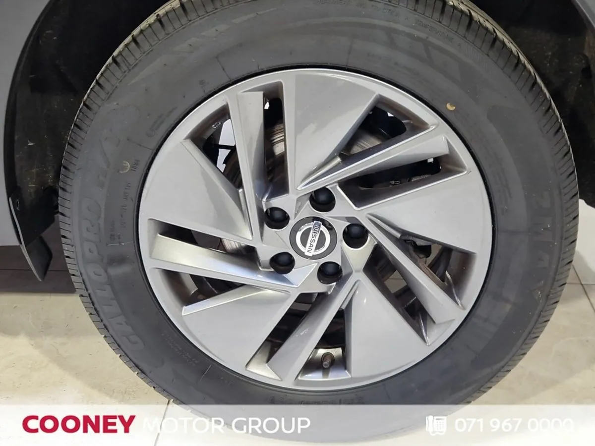 Nissan Qashqai MPV, Petrol, 2023, Grey