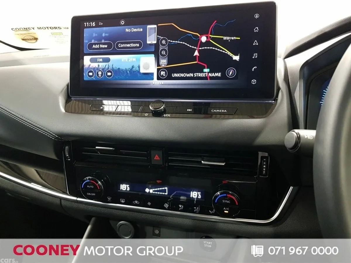 Nissan Qashqai MPV, Petrol, 2024, White