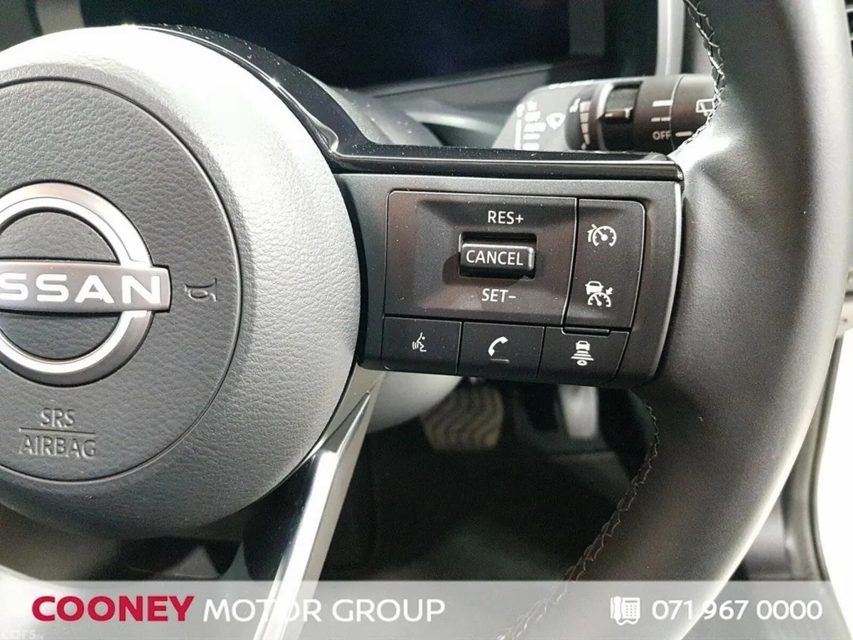 Nissan Qashqai MPV, Petrol, 2024, White