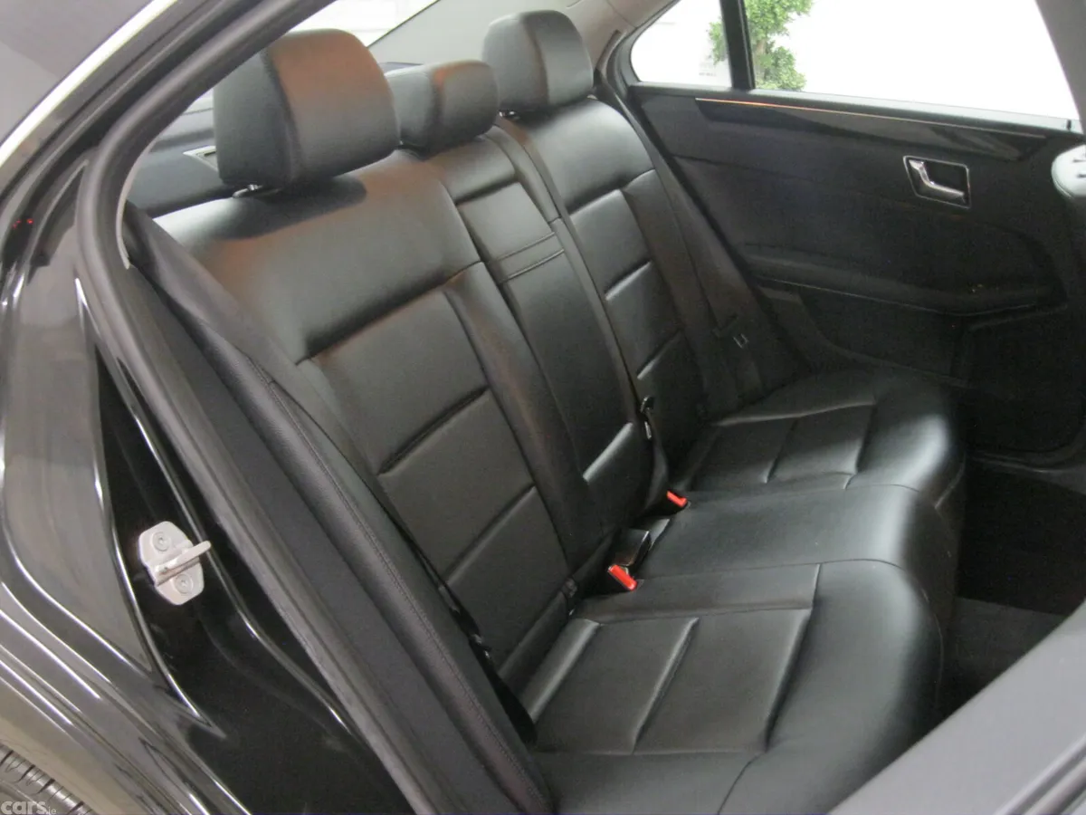 Mercedes-Benz E-Class Saloon, Diesel, 2011, Black