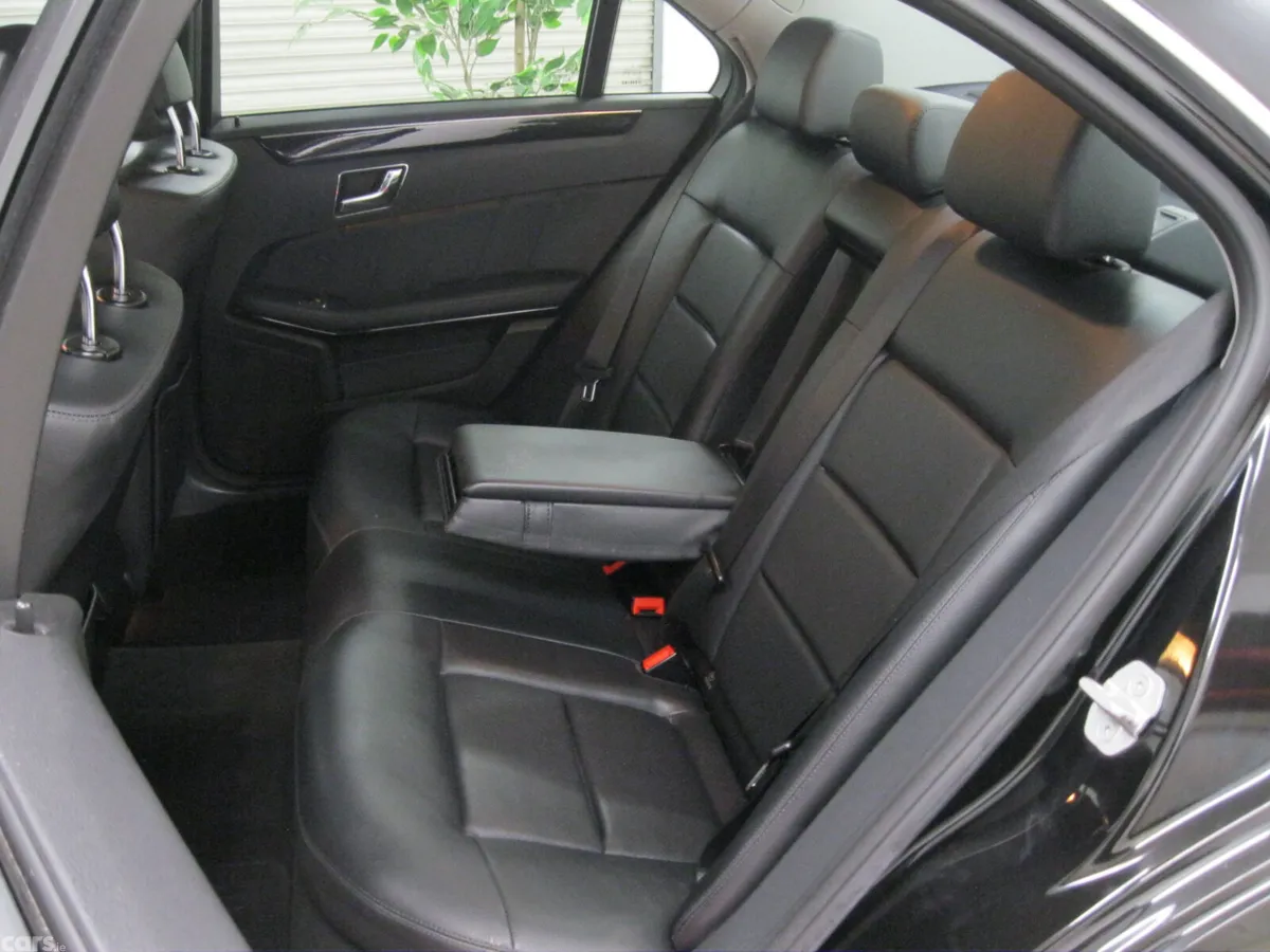 Mercedes-Benz E-Class Saloon, Diesel, 2011, Black