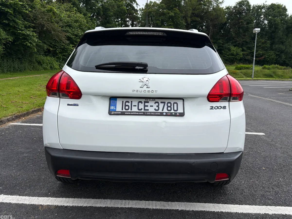 Peugeot 2008 SUV, Diesel, 2016, White