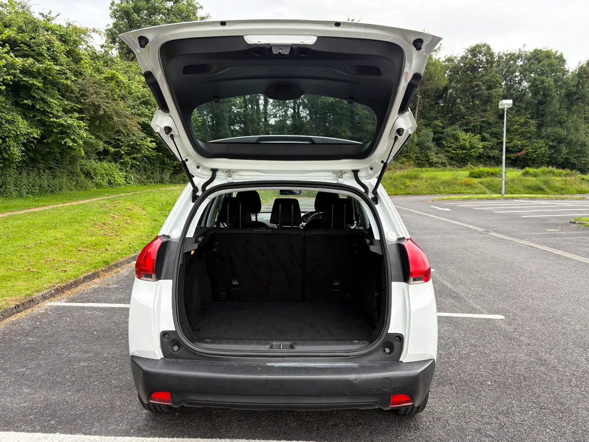 Peugeot 2008 SUV, Diesel, 2016, White