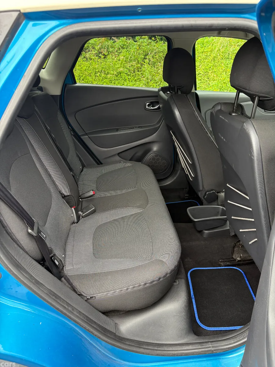 Renault Captur Hatchback, Diesel, 2015, Blue