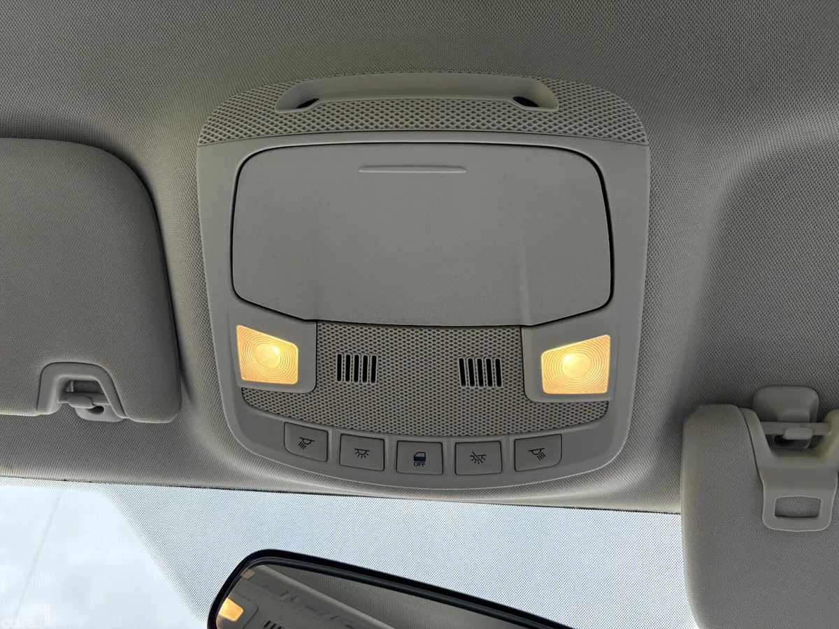 Ford Mondeo Hatchback, Diesel, 2015, Silver