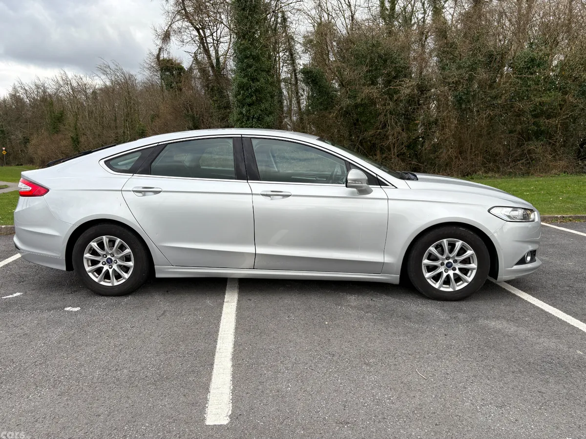 Ford Mondeo Hatchback, Diesel, 2015, Silver