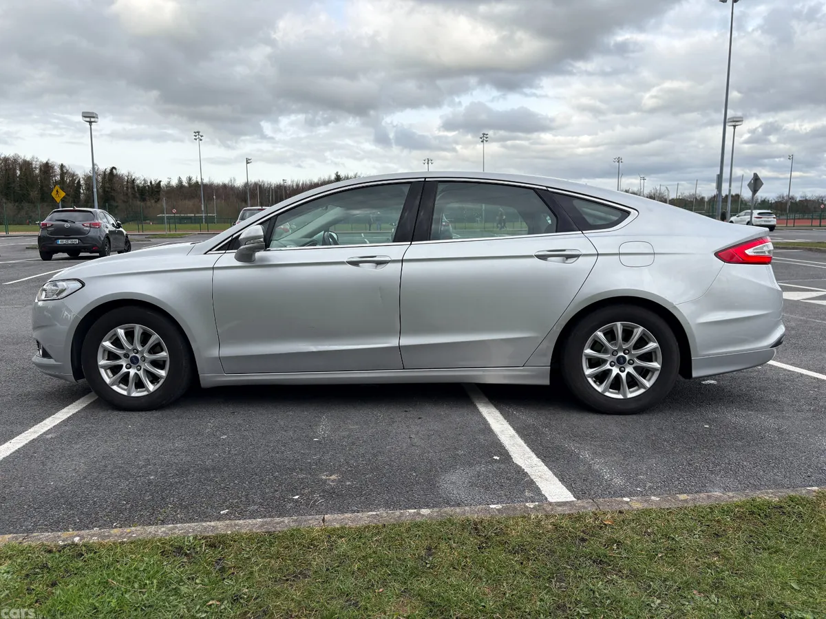 Ford Mondeo Hatchback, Diesel, 2015, Silver