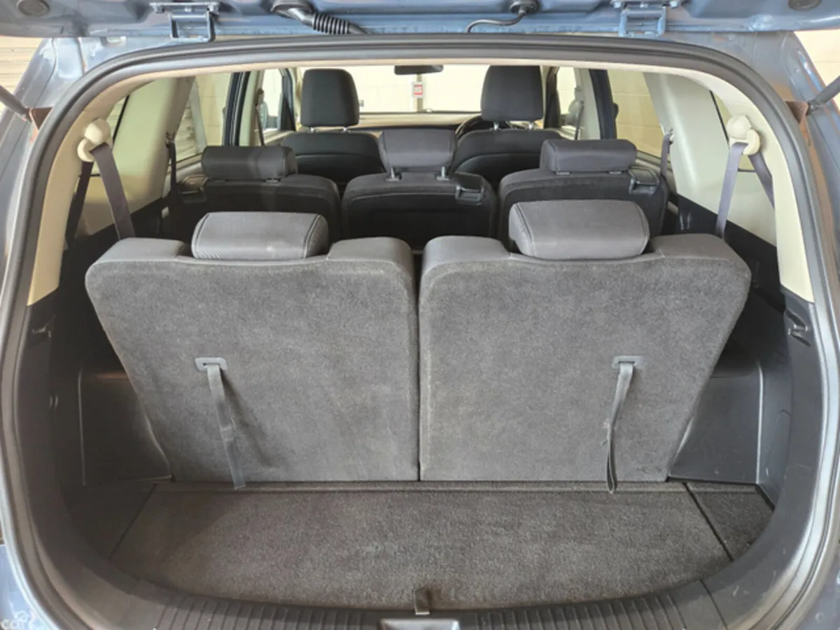 Kia Carens MPV, Diesel, 2014, Blue
