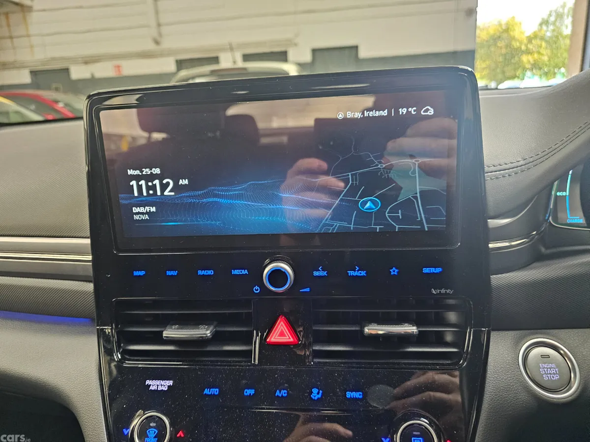 Hyundai IONIQ Hatchback, Petrol Plug-in Hybrid, 2020, Blue