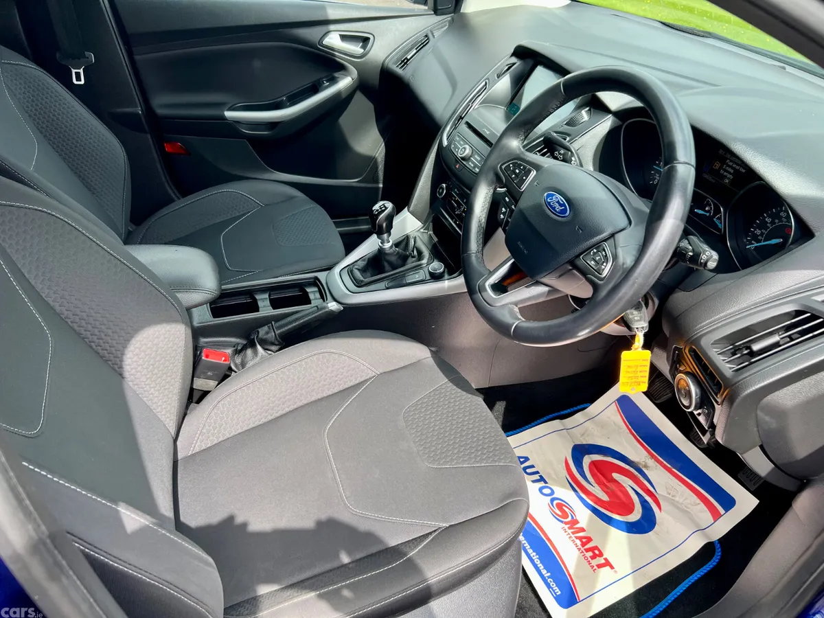 Ford Focus Hatchback, Diesel, 2018, Blue