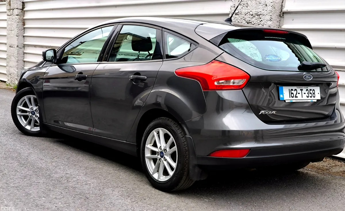 Ford Focus Hatchback, Diesel, 2016, Grey