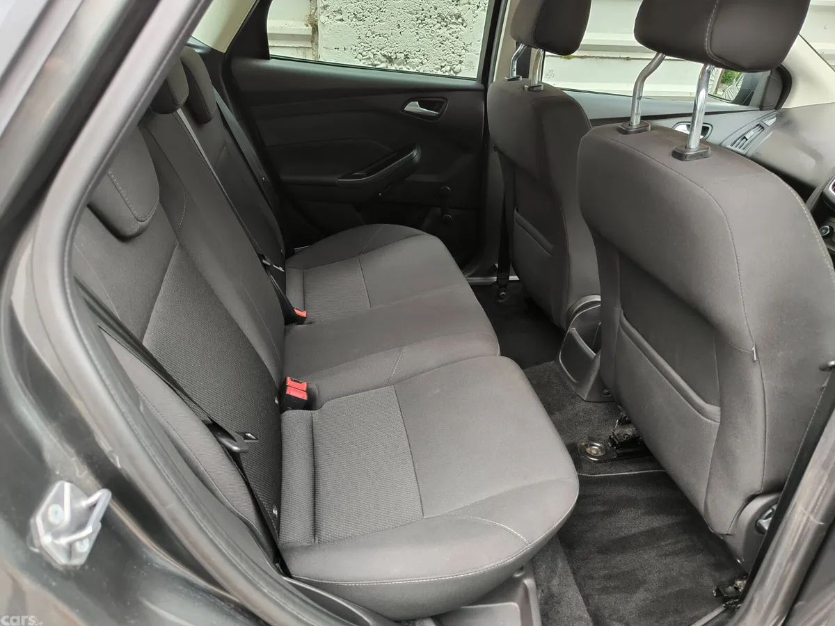 Ford Focus Hatchback, Diesel, 2016, Grey