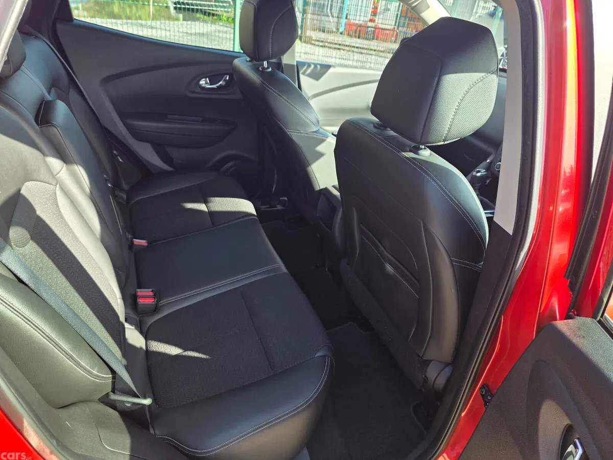 Renault Kadjar SUV, Diesel, 2016, Red