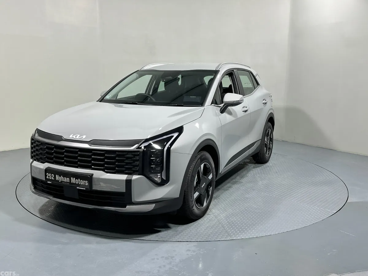 Kia Sportage MPV, Diesel Hybrid, 2026, Grey